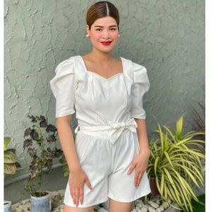 Calliah Sweetheart Neck